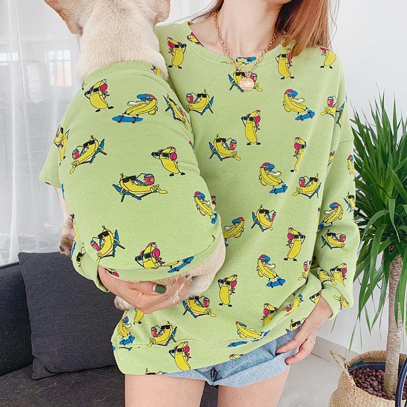 Traje a juego con mascotas: Ropa elegante y cómoda para padres e hijos